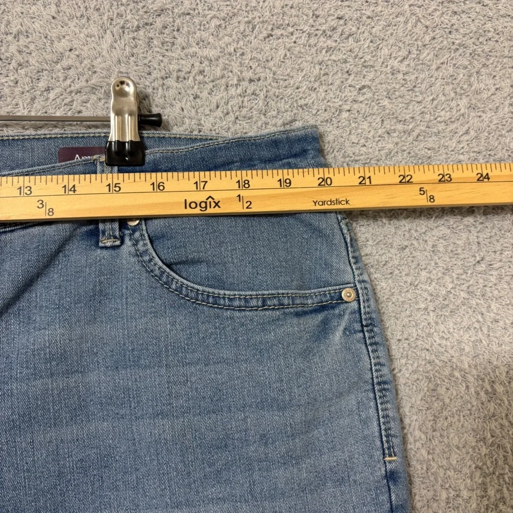 High Rise Casual Everyday Slim Straight Jeans Size 18W Short Medium Wash